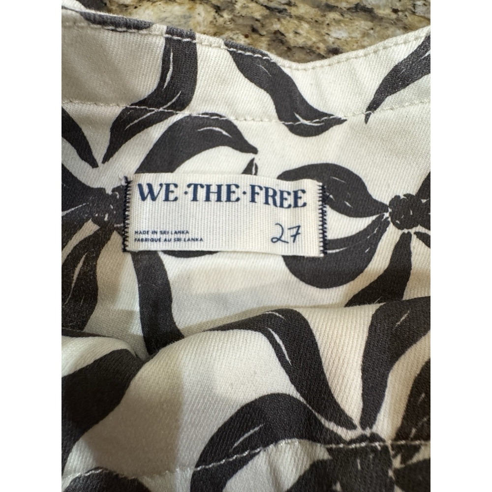Free People Spotlight Printed High Rise Wide Leg Jeans We the Free Size 27 Bows - Picture 5 of 14